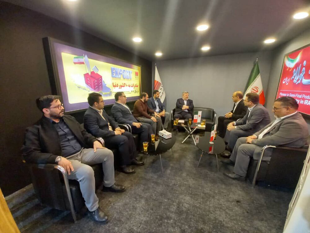 طلا | نمایشگاه رئیس شورای اطلاع رسانی دولت از نمایشگاه «ایران اکسپو ۲۰۲۵» بازدید کرد